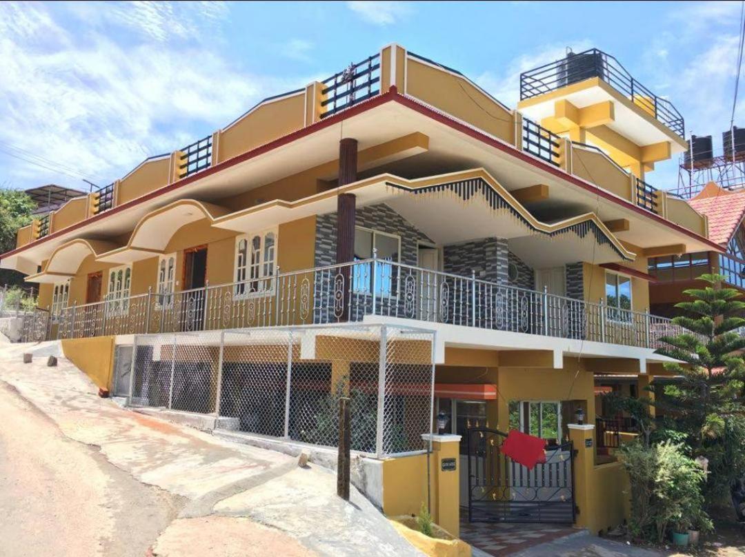 House Tully Villa Madikeri Esterno foto